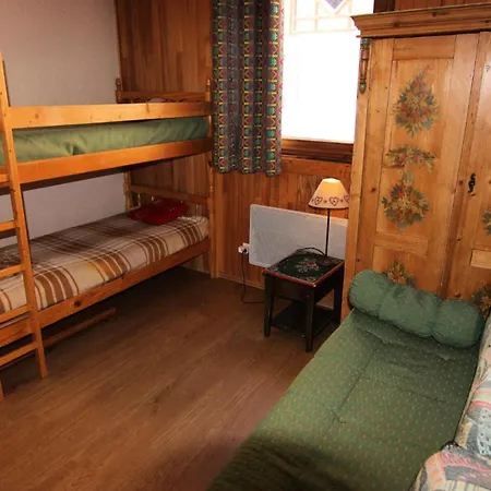 Du Lou - 2 Pieces Pour 5 Personnes Et Pied De Pistes Mae-7537