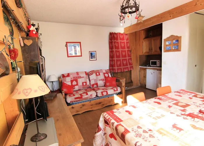 Du Lou - 2 Pieces Pour 5 Personnes Et Pied De Pistes Mae-7537