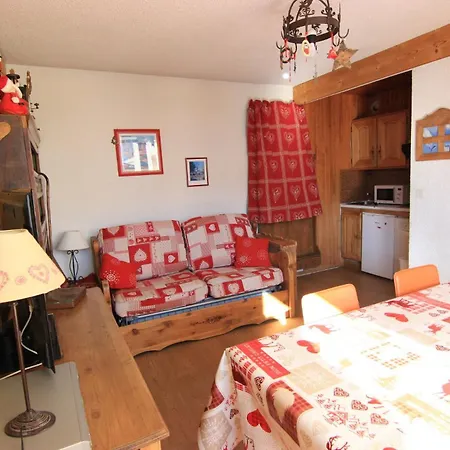 Du Lou - 2 Pieces Pour 5 Personnes Et Pied De Pistes Mae-7537 Daire *